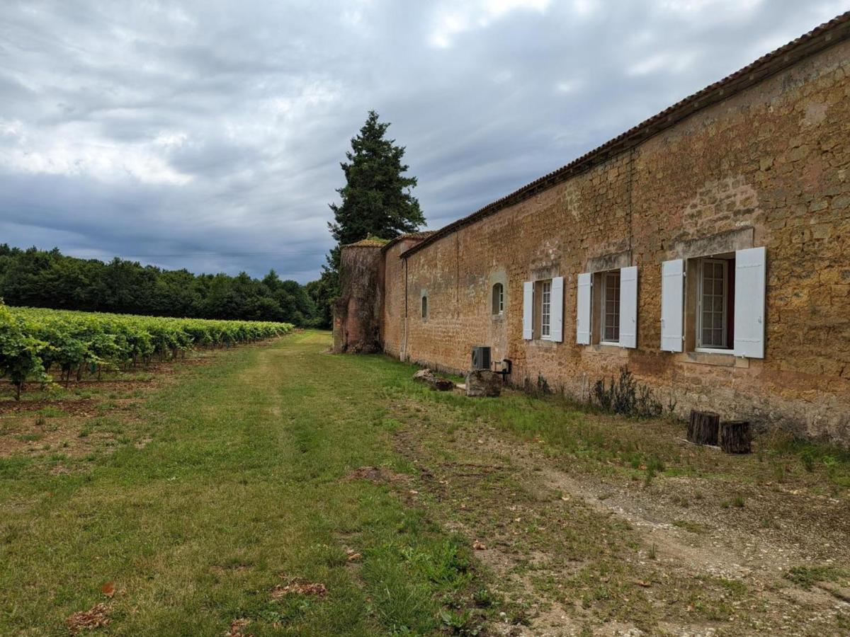 Gîte Cherves-Richemont, 4 pièces, 6 personnes - FR-1-653-167 Esterno foto